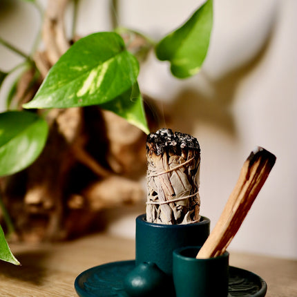 Räucher-Set „Reinigung & Klarheit“ – Smudge Bowl mit Weißem Salbei & Palo Santo